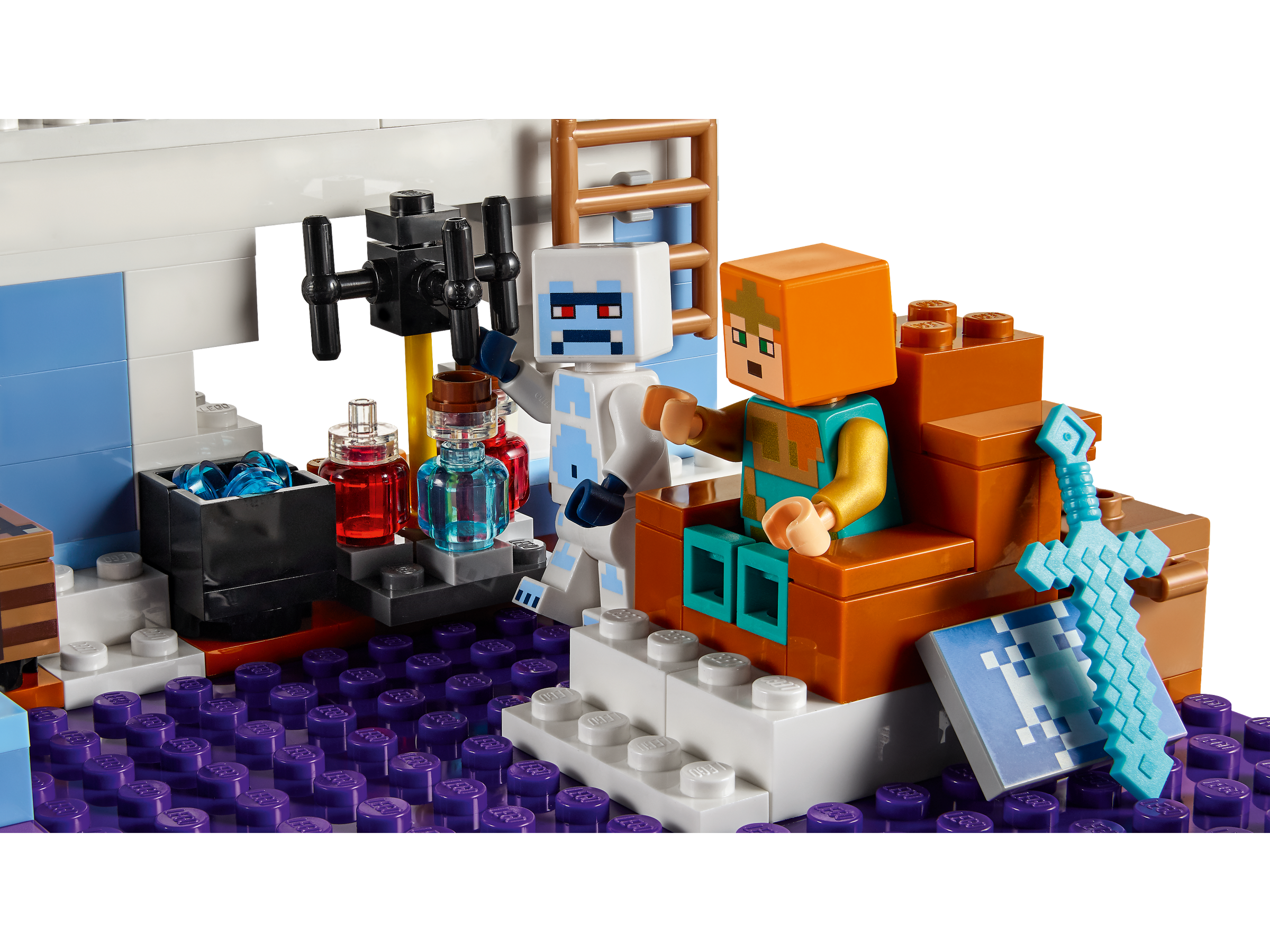 LEGO 21186 Minecraft Le Château de Glace, Jouet avec Épée en Diamant des 8  ans, avec Figurines de Squelette et Zombie