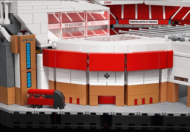 Stedord kalk Genre Old Trafford - Manchester United 10272 | LEGO® Icons | Buy online at the  Official LEGO® Shop US