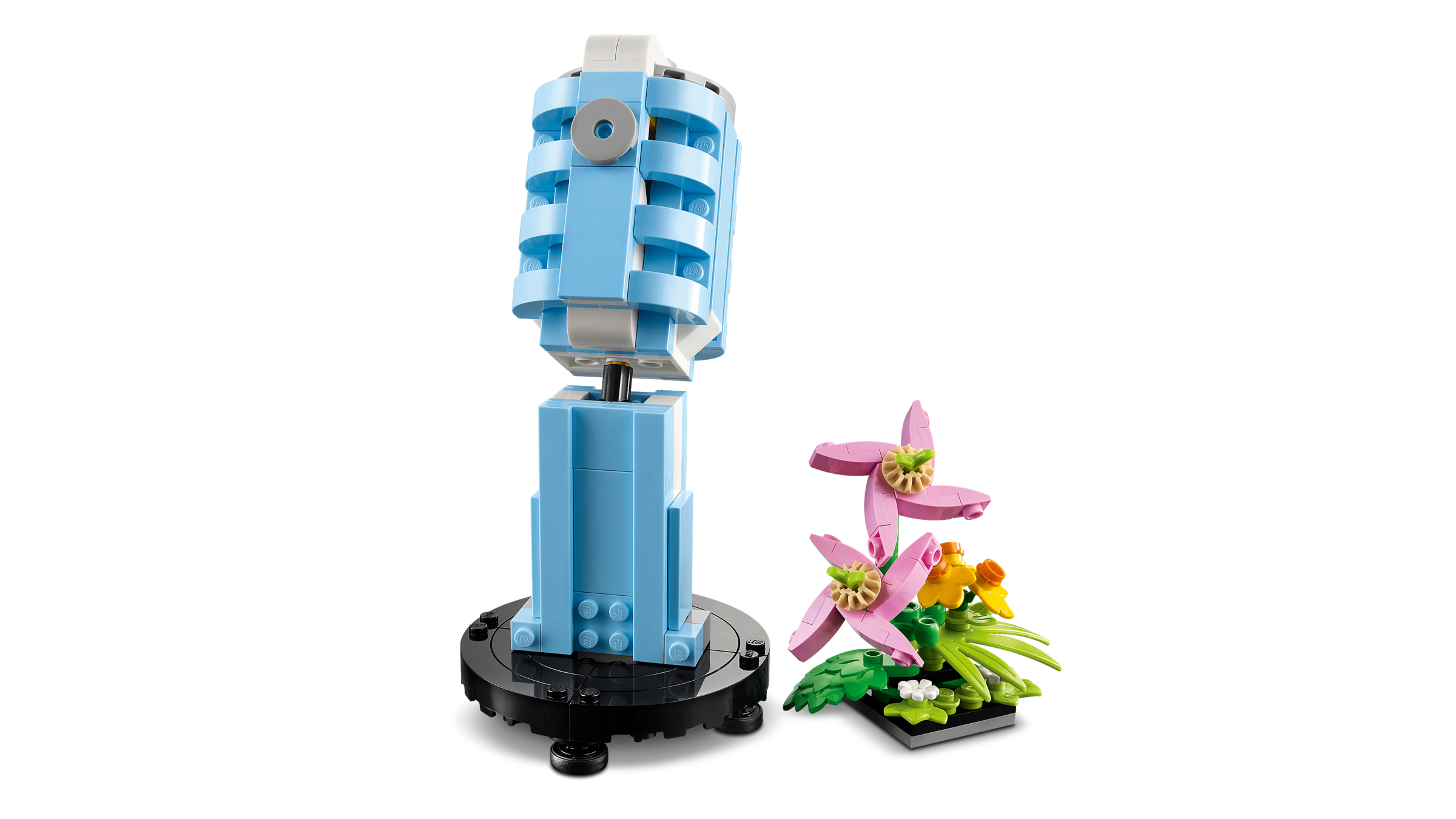 Record Player with Flowers 31172 | Creator 3-in-1 | Buy online at