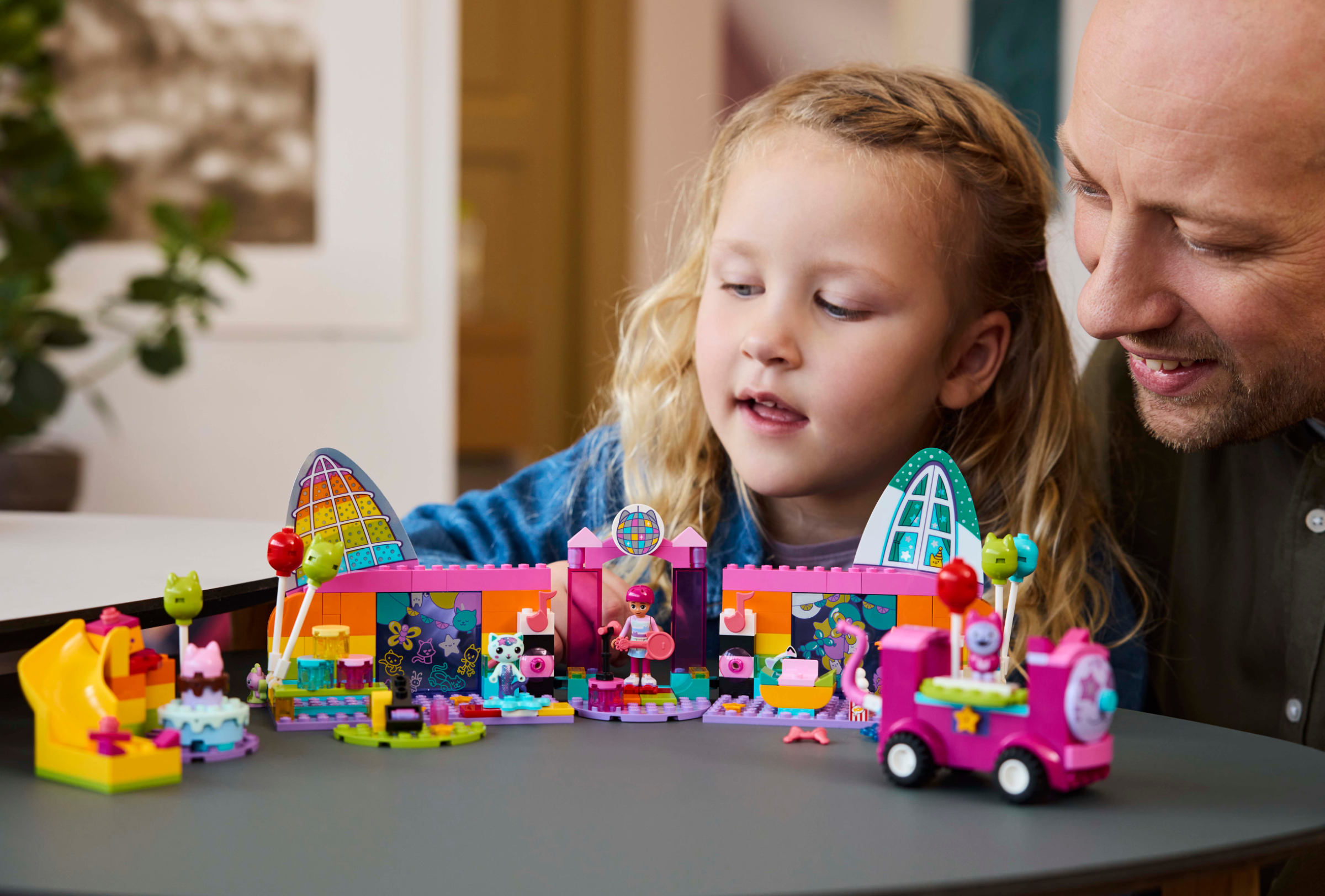 ギャビーのパーティールーム 10797 | LEGO® Gabby's Dollhouse |レゴ