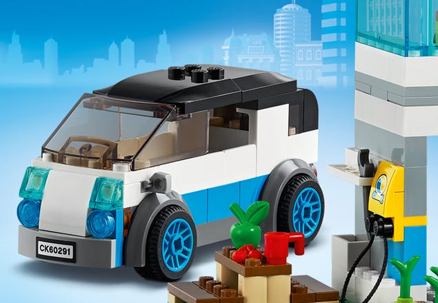 LEGO 60291 City la Maison Familiale avec Plaques Route, 4 Minifigures,  Jouet Filles et Garçons +5 Ans : : Jeux et Jouets