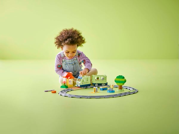 LEGO 10427 Le train d’aventures interactif — visuel 6 sur 8