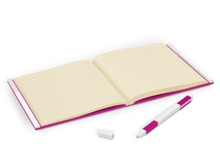 Verschließbares Notizbuch mit Gelschreiber in Violett