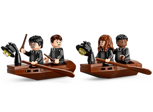 Hogwarts™ Castle Boathouse - Image 6