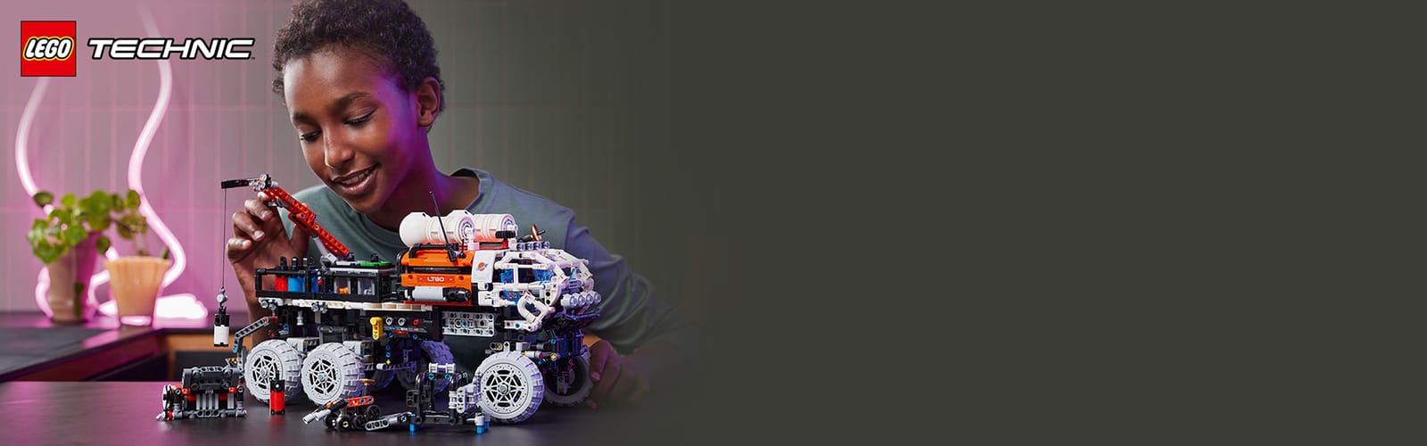 Mars Crew Exploration Rover 42180 Technic Buy online at the