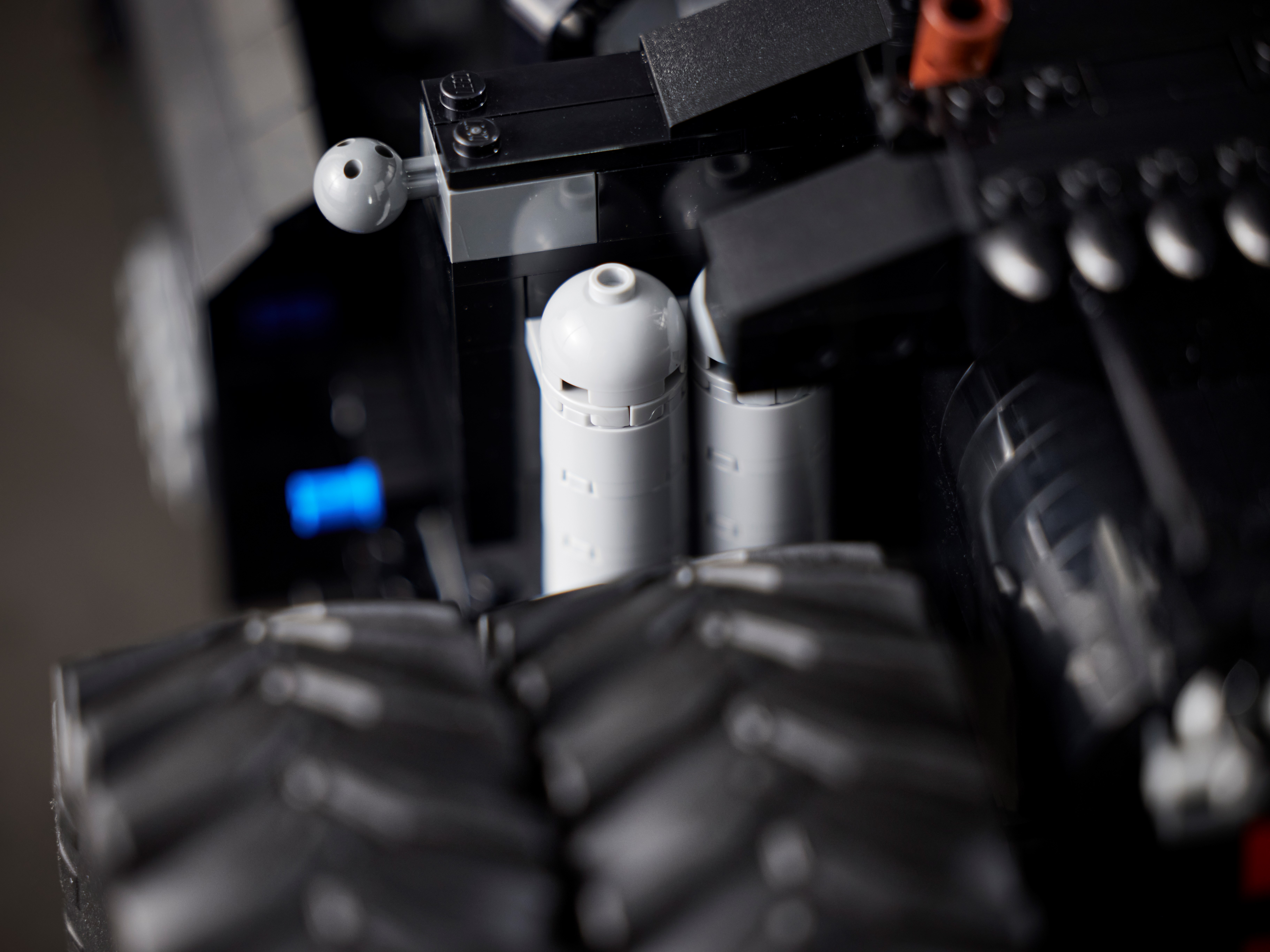 タープ Batmobile™ Tumbler 76240 | Batman™ | Buy online at the Official