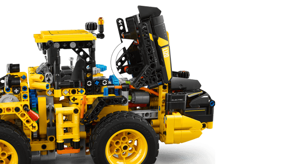 LEGO 42209 La chargeuse sur pneus Volvo L120 Electric — visuel 6 sur 8