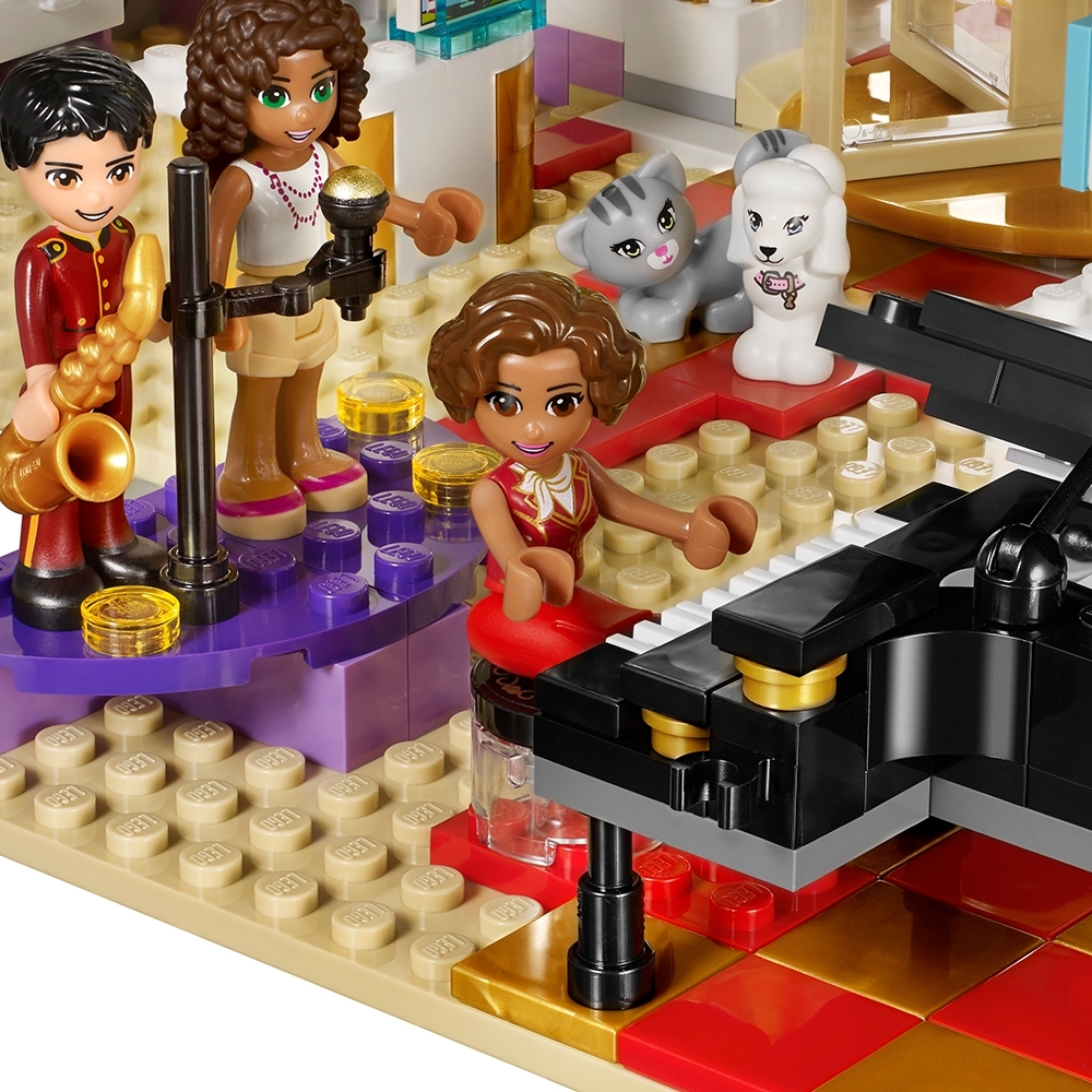 niet voldoende Verward zijn Eenvoud Heartlake Grand Hotel 41101 | Friends | Buy online at the Official LEGO®  Shop US