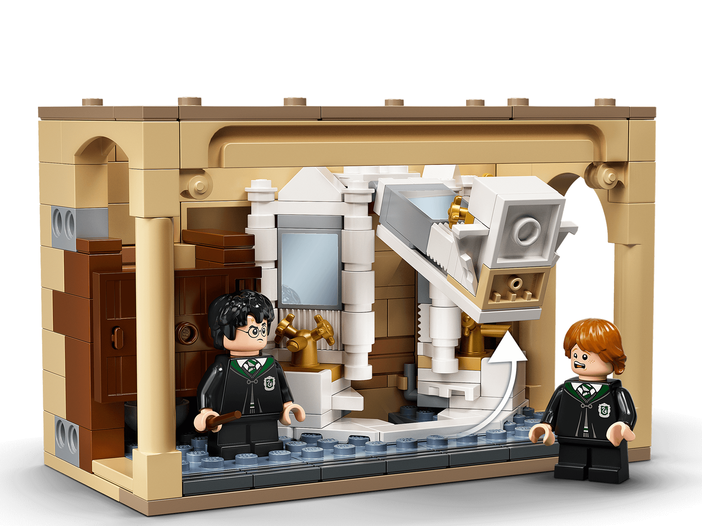 prestar Todavía Decir la verdad Hogwarts™: Polyjuice Potion Mistake 76386 | Harry Potter™ | Buy online at  the Official LEGO® Shop US