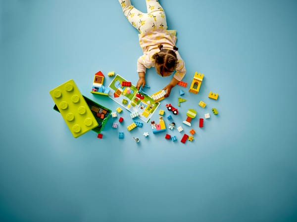 Deluxe Brick Box - Image 6