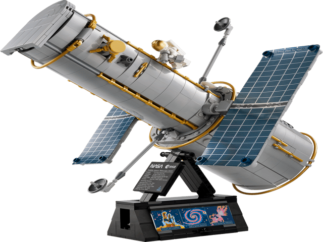 LEGO 11382 Hubble Space Telescope, official product image