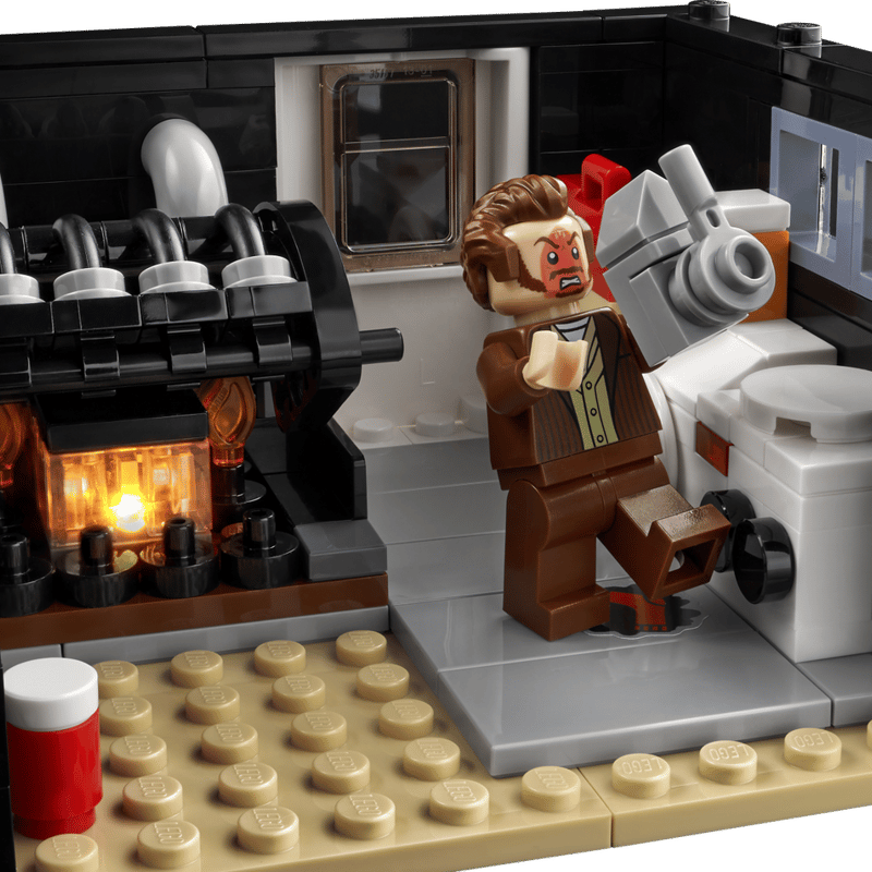 LEGO® Ideas Home Alone