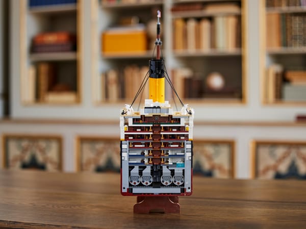 LEGO® Titanic - Image 19