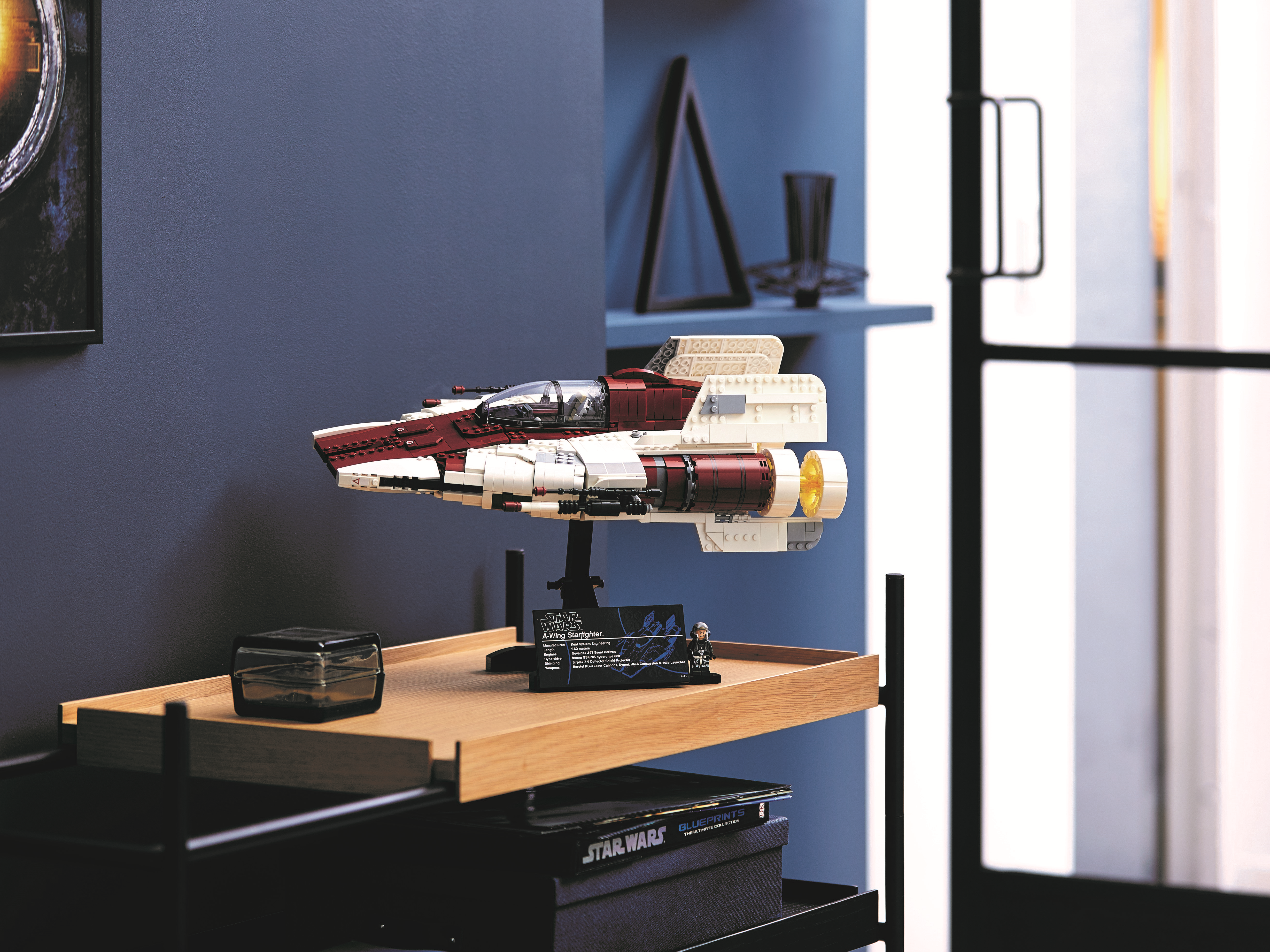 A-wing Starfighter™ 75275 | Star Wars™ | Buy online at the