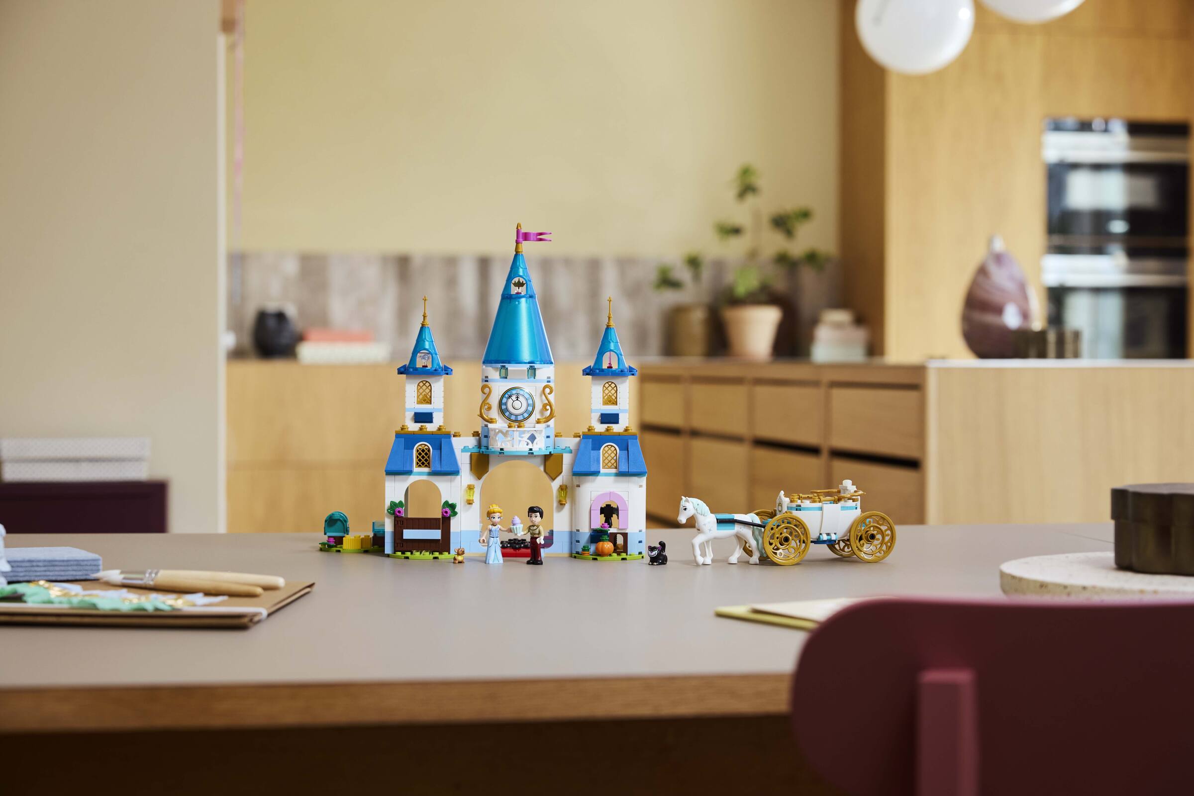 夜空ページ Cinderella's Castle & Horse Carriage 43275 | Disney™ | Buy online