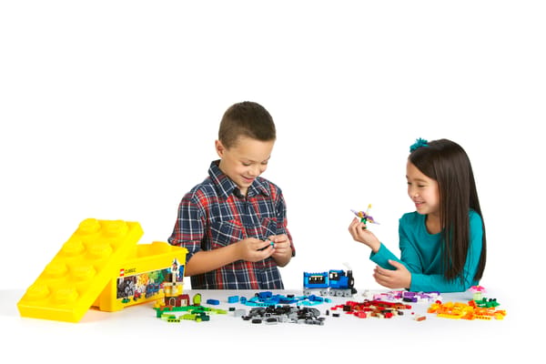 LEGO® Medium Creative Brick Box - Image 11