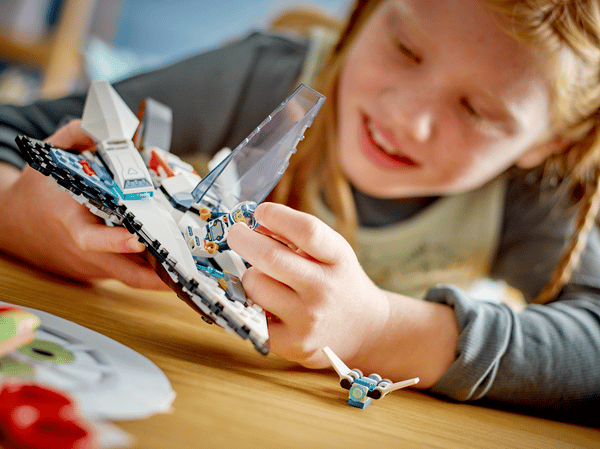LEGO 60430 Le vaisseau interstellaire — visuel 8 sur 8