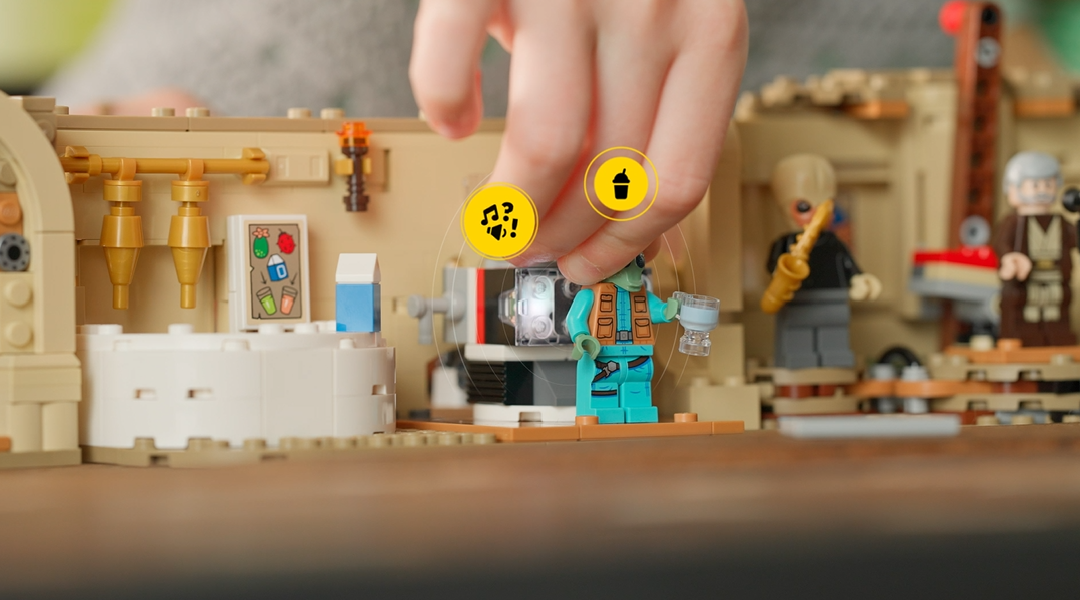 SMART Play™: Mos Eisley Cantina™ - Image 21