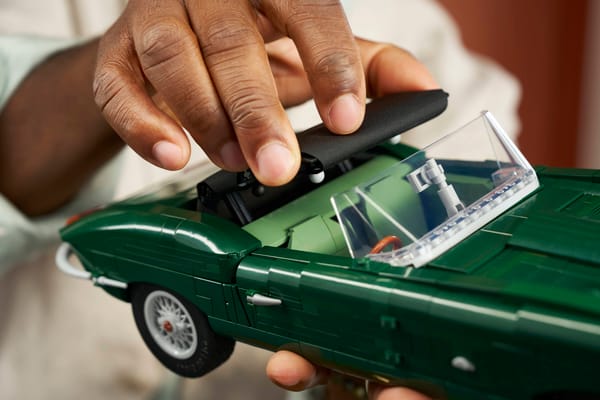 Jaguar E-Type - Image 20