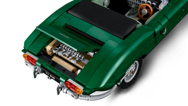 Jaguar E-Type - Image 8