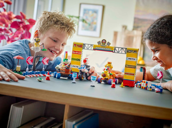 LEGO 72036 Mario Kart™ – Bébé Peach et ensemble de grand prix — visuel 7 sur 8