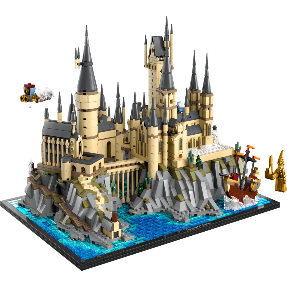 LEGO Hogwarts™ Castle and Grounds