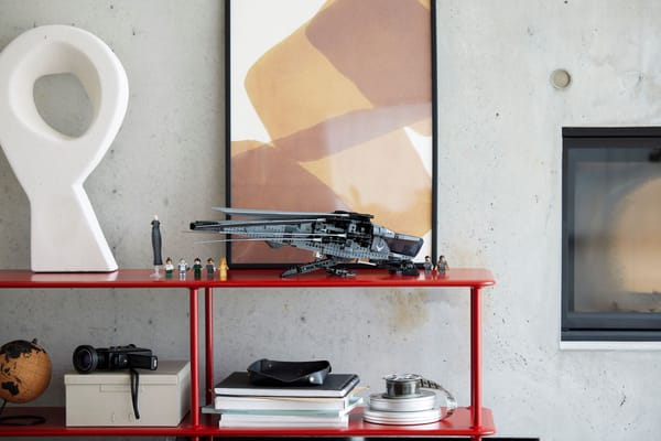 Dune Atreides Royal Ornithopter - Image 13