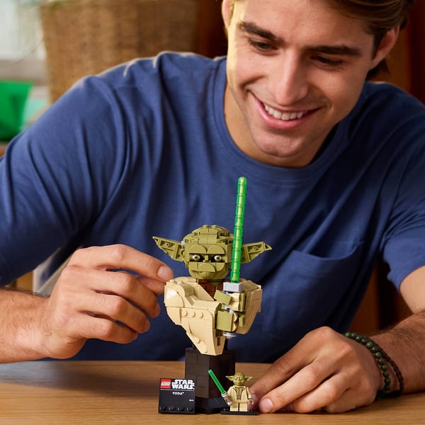 LEGO 75438 Le buste de Yoda™ — visuel 7 sur 8