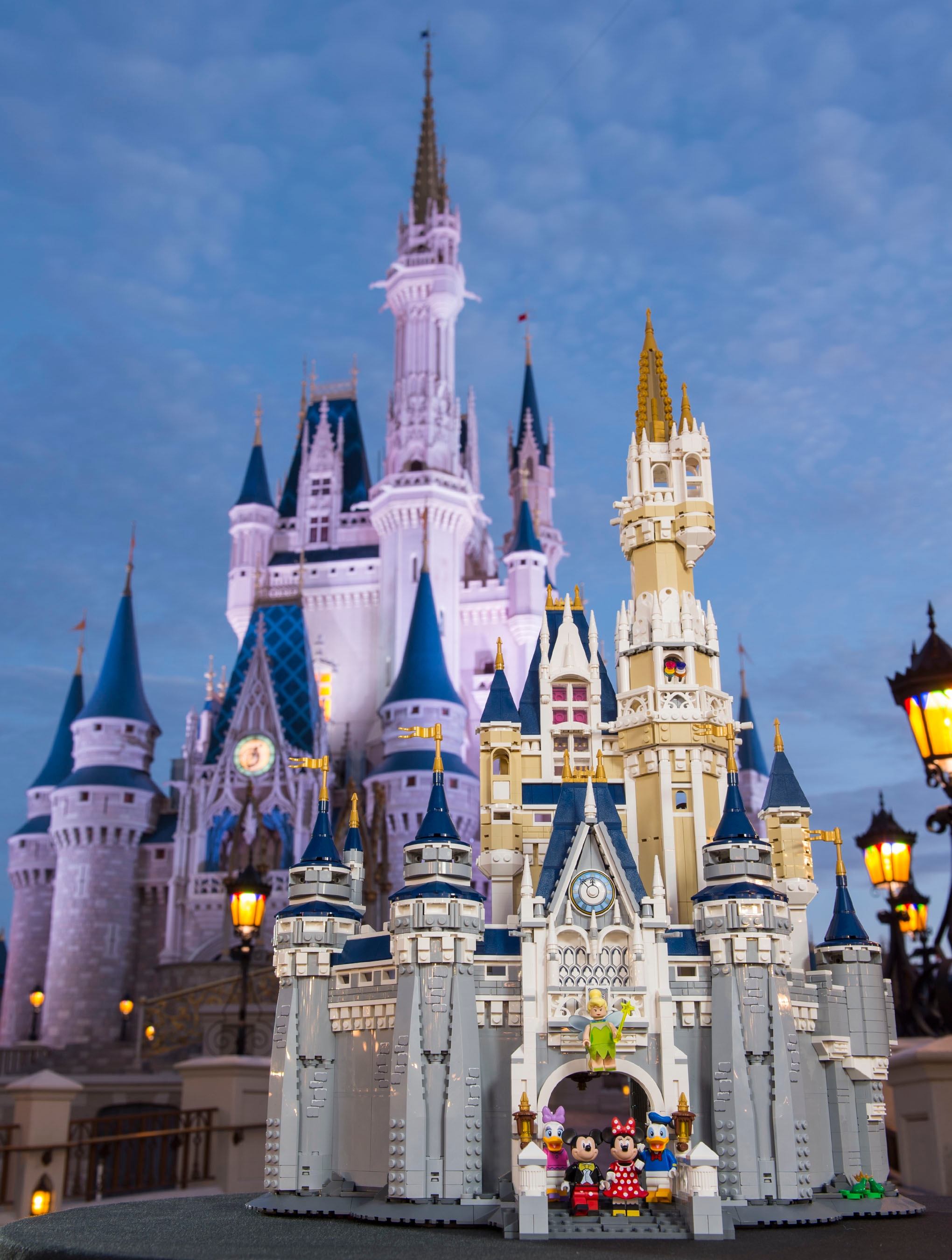 Uventet Hørehæmmet historisk The Disney Castle 71040 | Disney™ | Buy online at the Official LEGO® Shop US