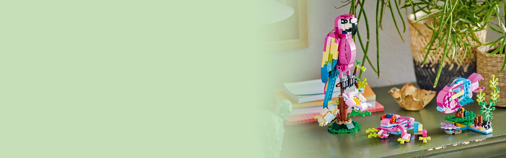 Exotic Pink Parrot 31144 | Creator 3-in-1 | Buy online at