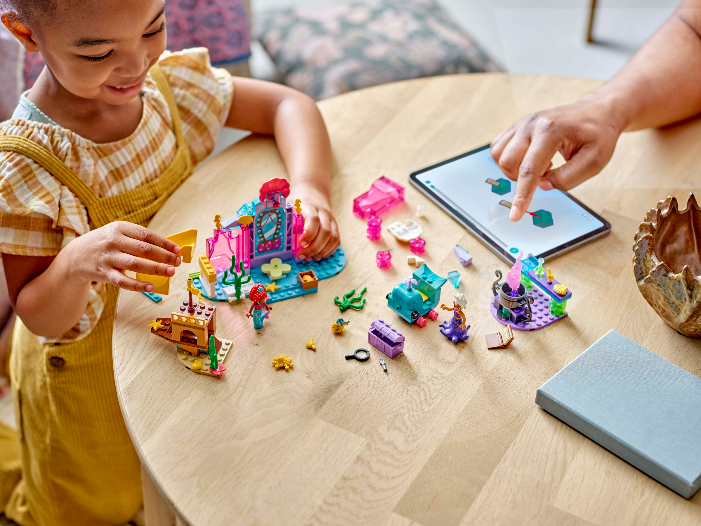 アリエル の クリスタル の どうくつ 43254 | ディズニー™ |レゴ