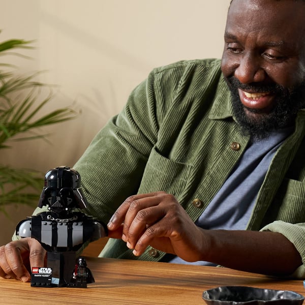 LEGO 75439 Le buste de Dark Vador — visuel 5 sur 8