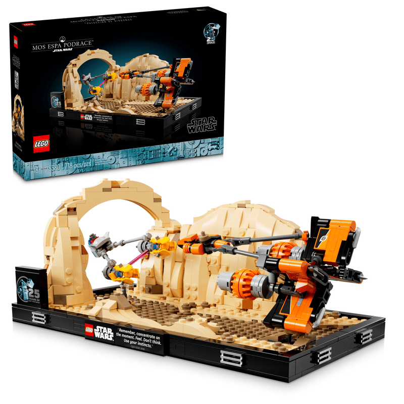 Mos Espa Podrace™ Diorama 75380 | Star Wars™ | Buy online at the Official LEGO® Shop US