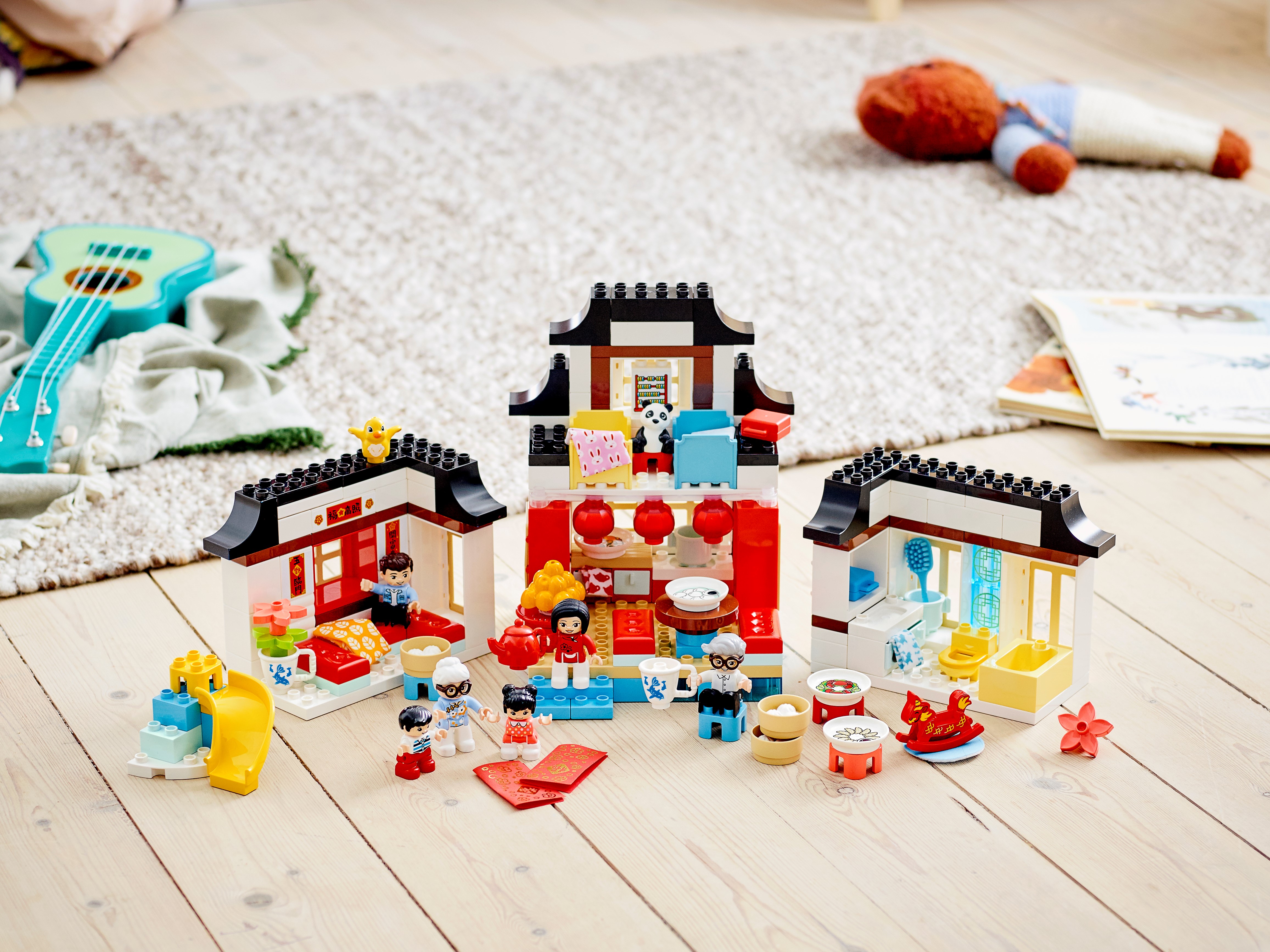 Happy Childhood Moments 10943 | DUPLO® | Buy online at the