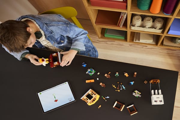 The Ghast Balloon Village Attack - Image 13