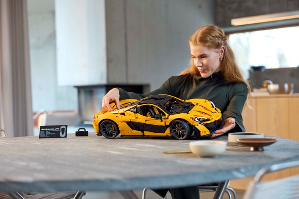 LEGO 42172 McLaren P1™ — visuel 6 sur 8