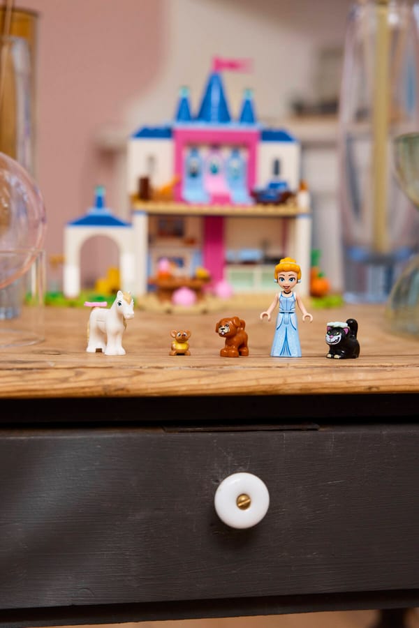 Cinderella Animal Friends Castle - Image 11