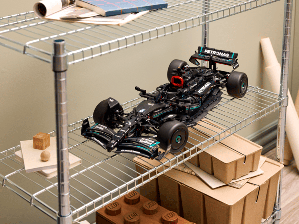 Mercedes-AMG F1 W14 E Performance - Image 11