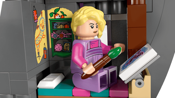 LEGO 76467 La maison de Luna Lovegood — visuel 8 sur 8