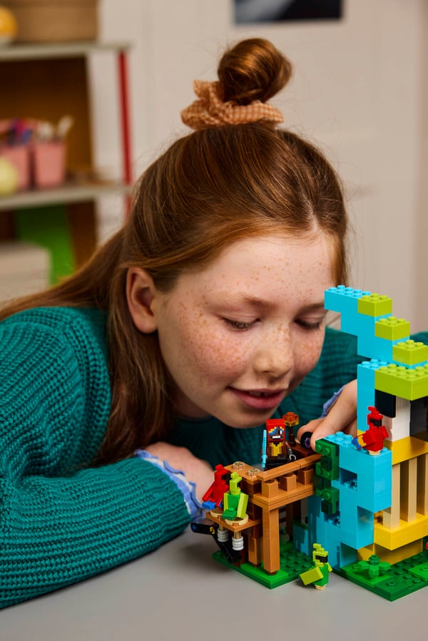 LEGO 21282 Les nichoirs des perroquets — visuel 8 sur 8