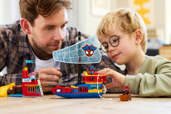 LEGO 11208 Le bateau pirate de l’équipe Spidey — visuel 8 sur 8