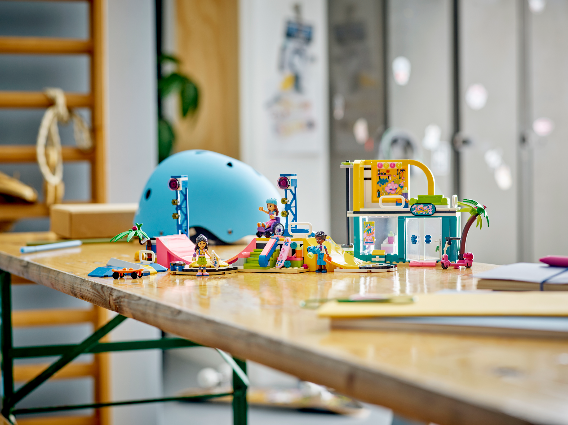 41751_alt10.png?fit=crop&