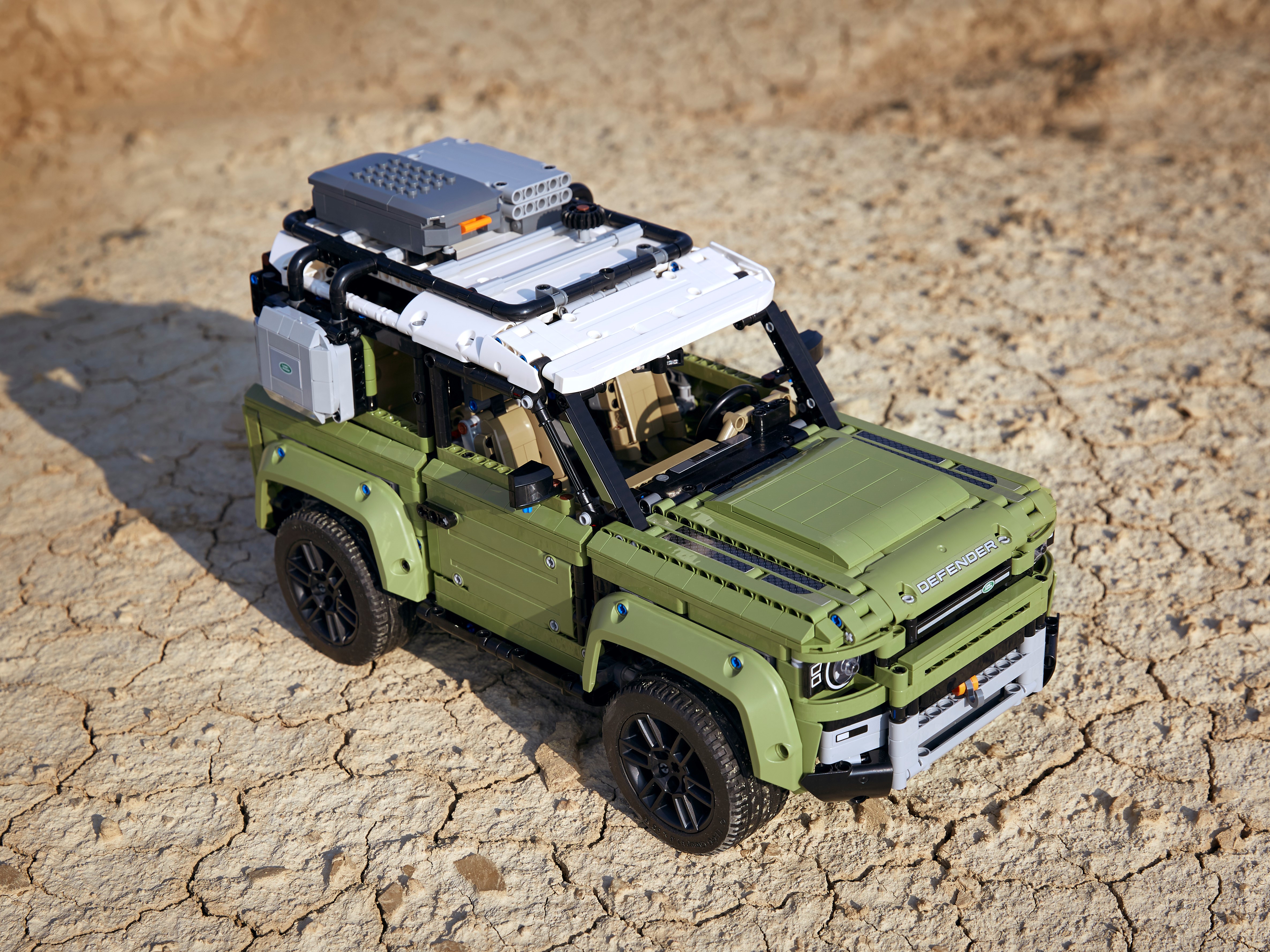 humor baas ga sightseeing Land Rover Defender 42110 | Technic™ | Buy online at the Official LEGO®  Shop US