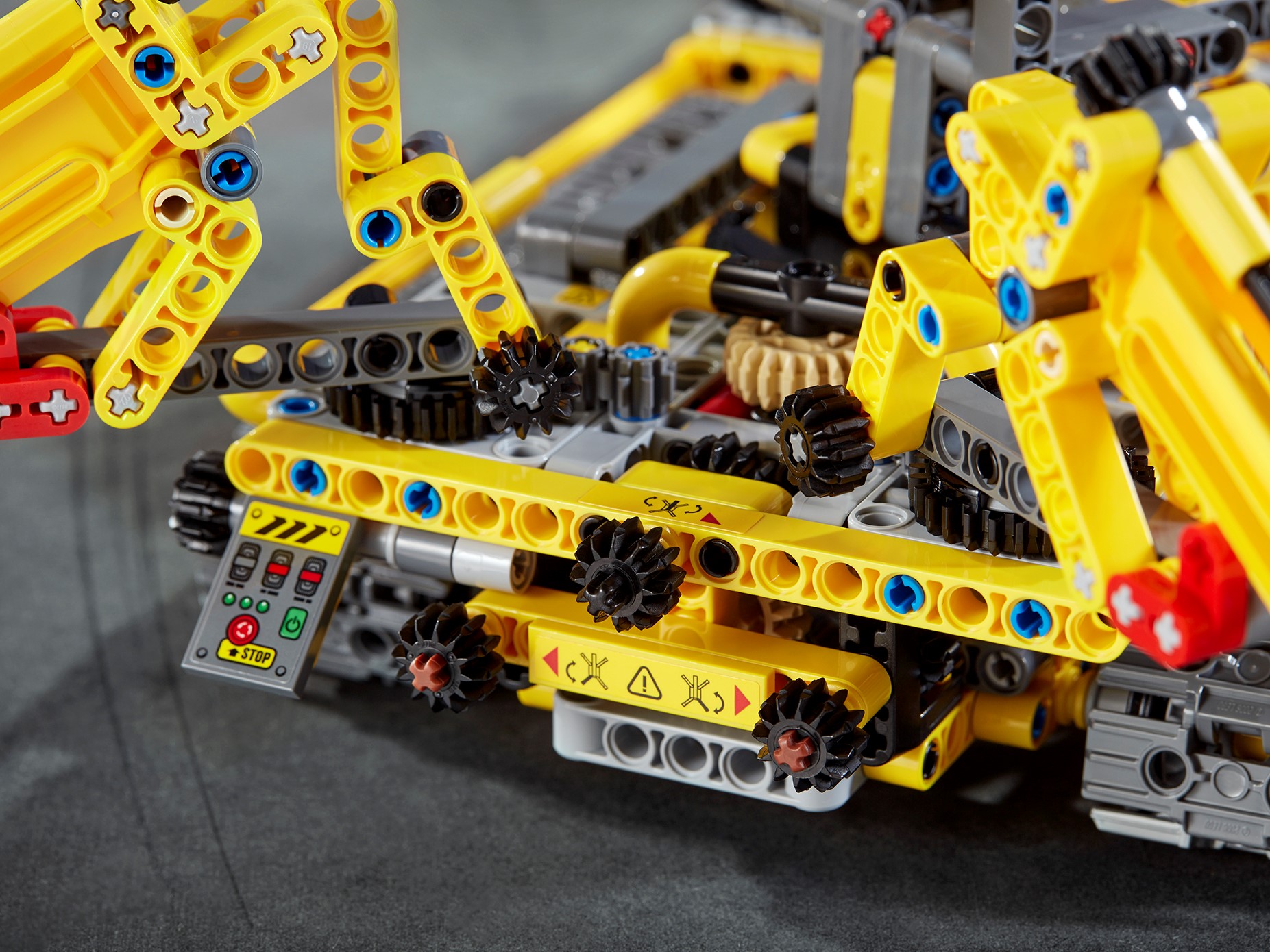 Lego 1x Decal Sticker Technic 42097 Compact Crawler Skull Crane Yellow New 