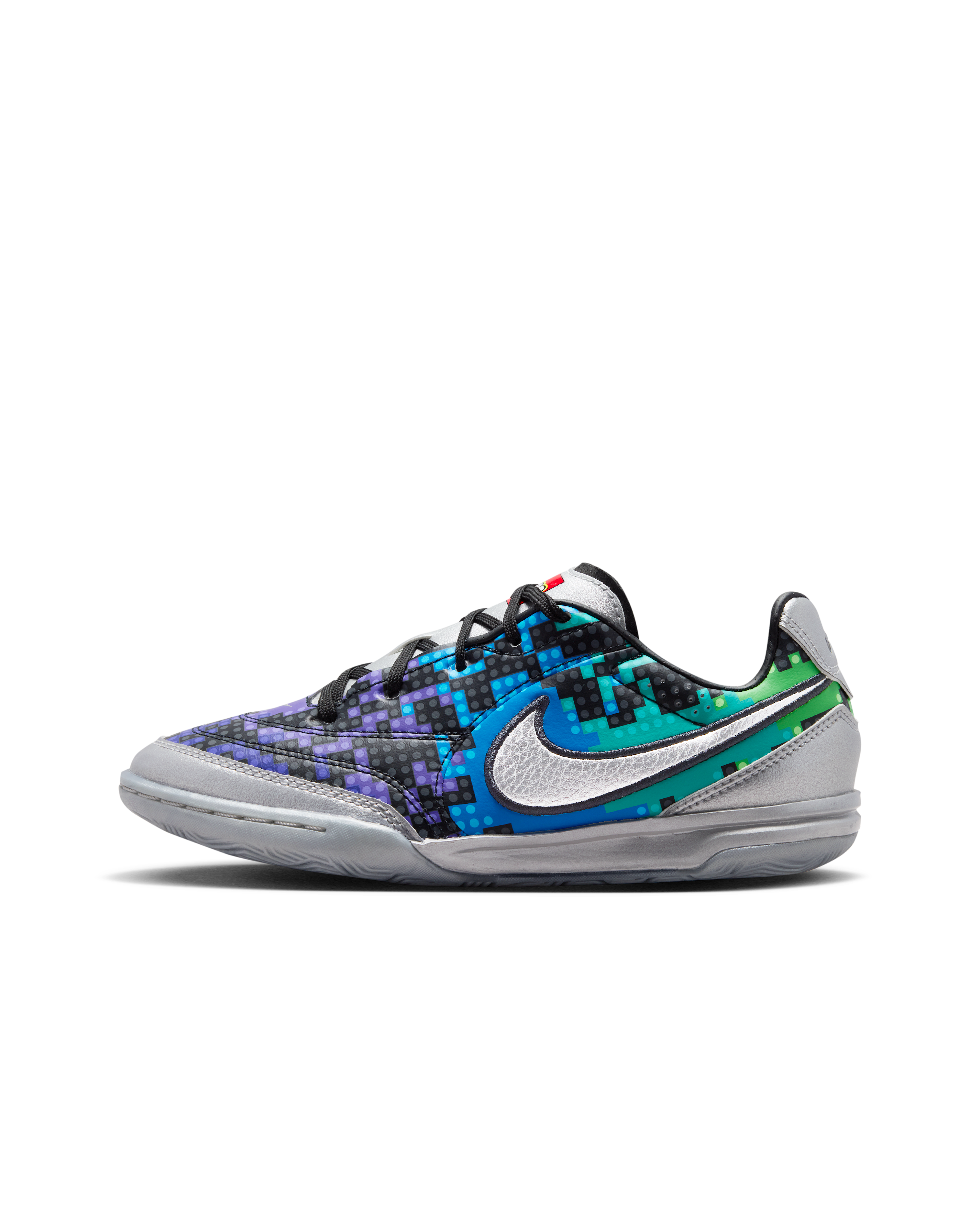 Kolekcja Nike Jr. Streetgato x LEGO® — buty dla starszych dzieci