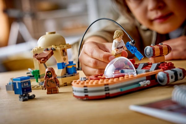 SMART Play™: Luke's Landspeeder™ - Image 21