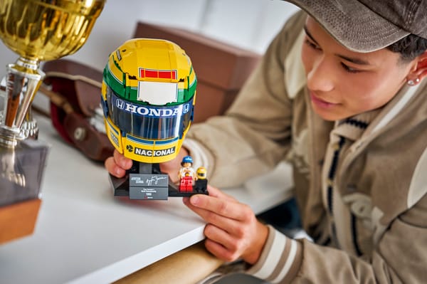Ayrton Senna Helmet - Image 12