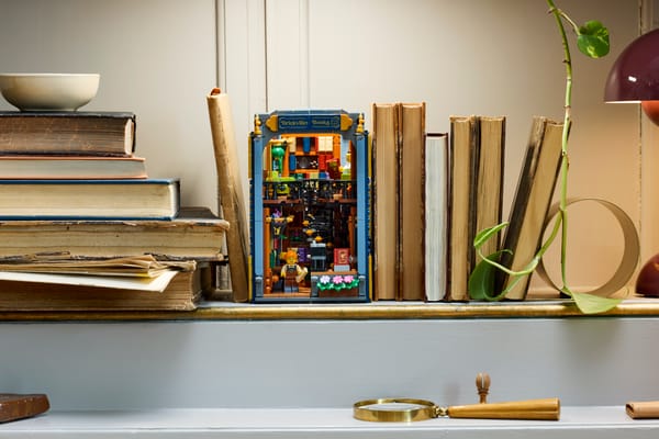 Bookshop: Book Nook - Image 22