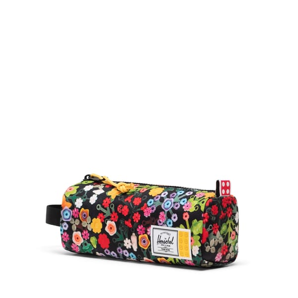 Settlement Pencil Case Little Herschel – Scavenger Hunt Meadow - Image 3