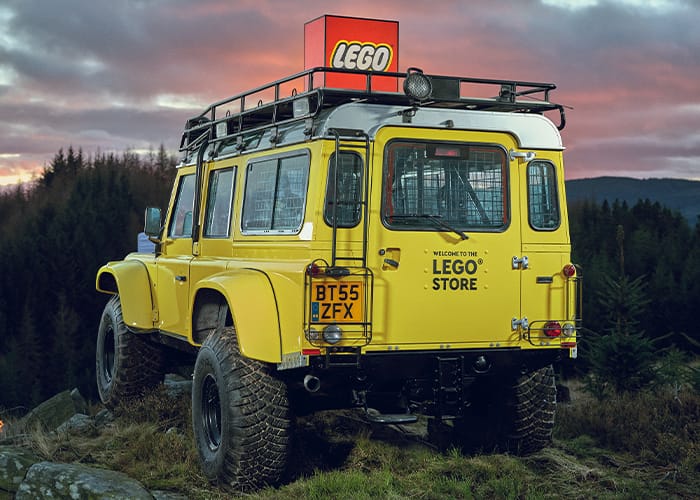 The epic race to build the LEGO® Icons Land Rover Classic Defender 